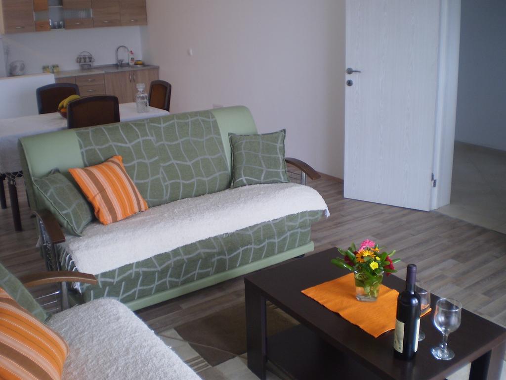 Apartment Vuk i Novak Ulcinj Buitenkant foto
