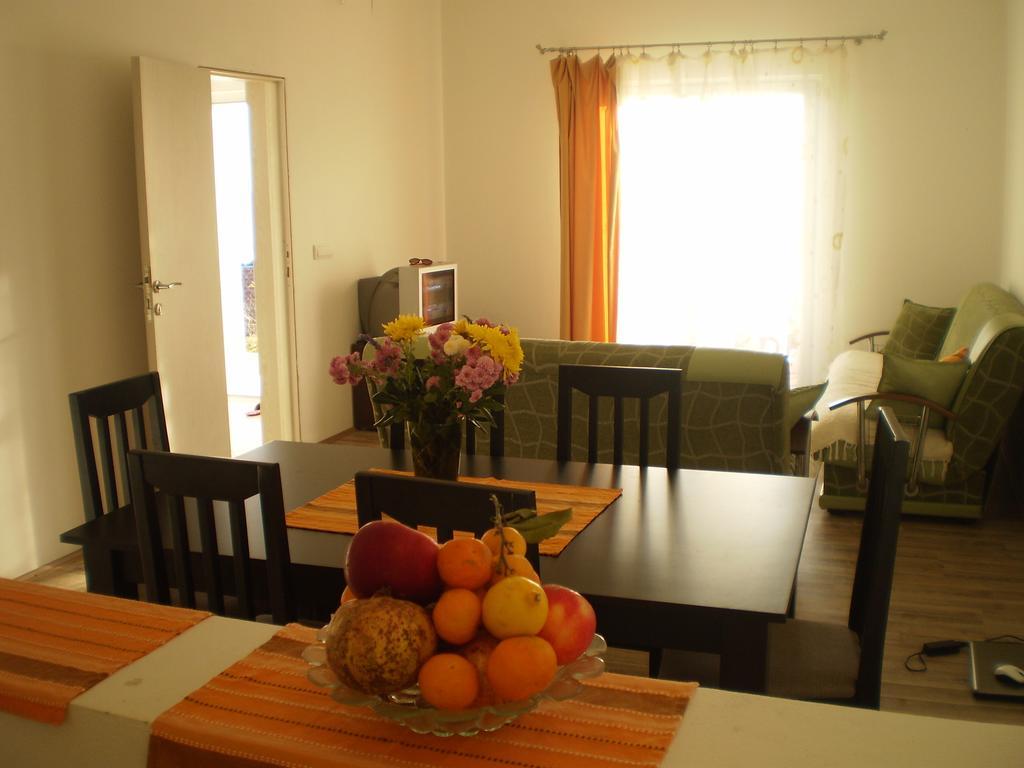 Apartment Vuk i Novak Ulcinj Buitenkant foto